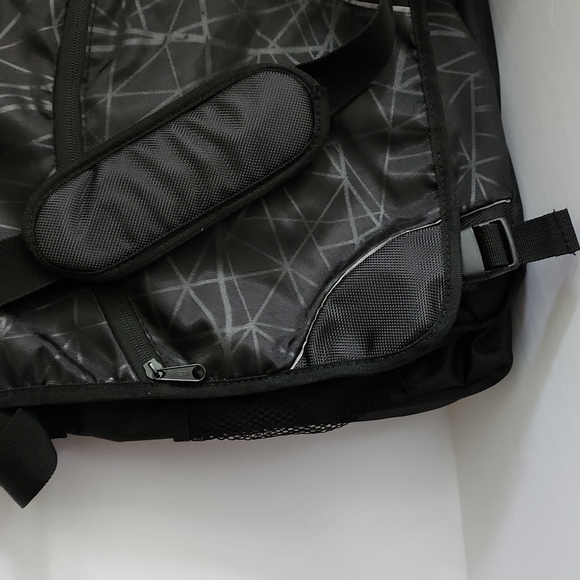 Lightweight Backpack Laptop Bag Black Unisex - Picture 3 of 7